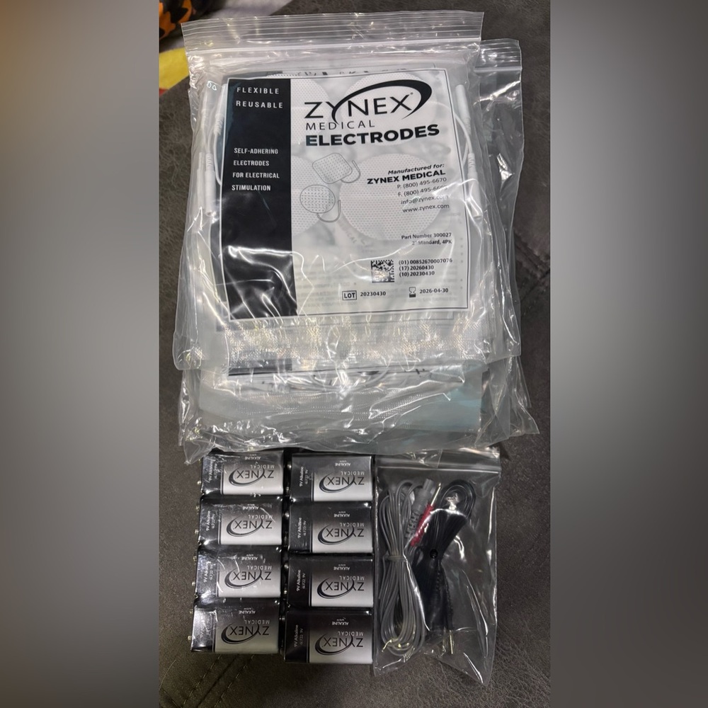 ZYNEX Medical Electrodes‎ Square Round 2” Standard 4 X 10 Packs- Batteries/Cords